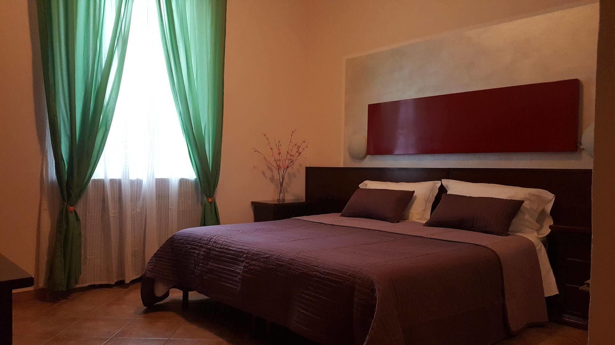 Ozzero Hotel La Pendola מראה חיצוני תמונה